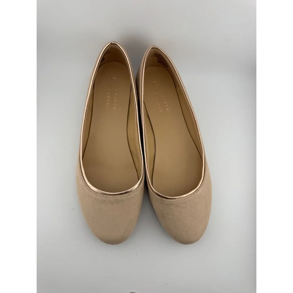 LC Lauren Conrad Ballet Flats 8.5 Nude Excellent Faux Suede Metallic Trim (1888)